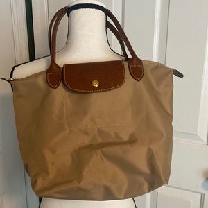 Longchamp Medium Le Pilage Tote